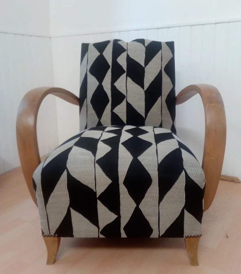 fauteuil année 40 tapissier décorateur Millau Au Petit Crin