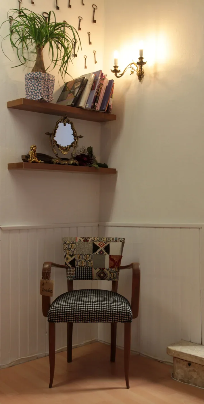 fauteuil bridge dossier patchwork, tapissier décorateur Millau Au Petit Crin